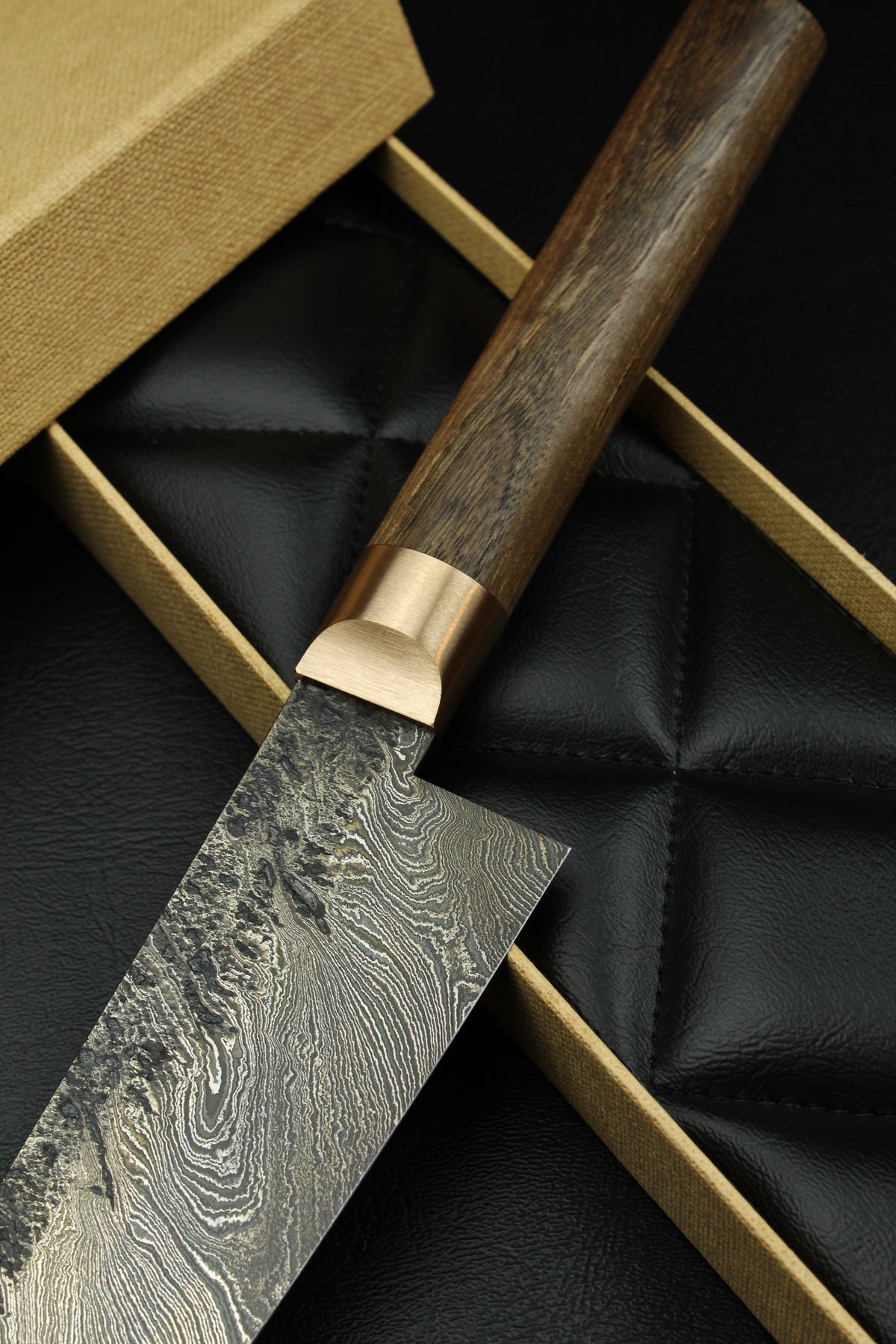 Gyutoknife Damaststahl HL Torsion-Walnuss