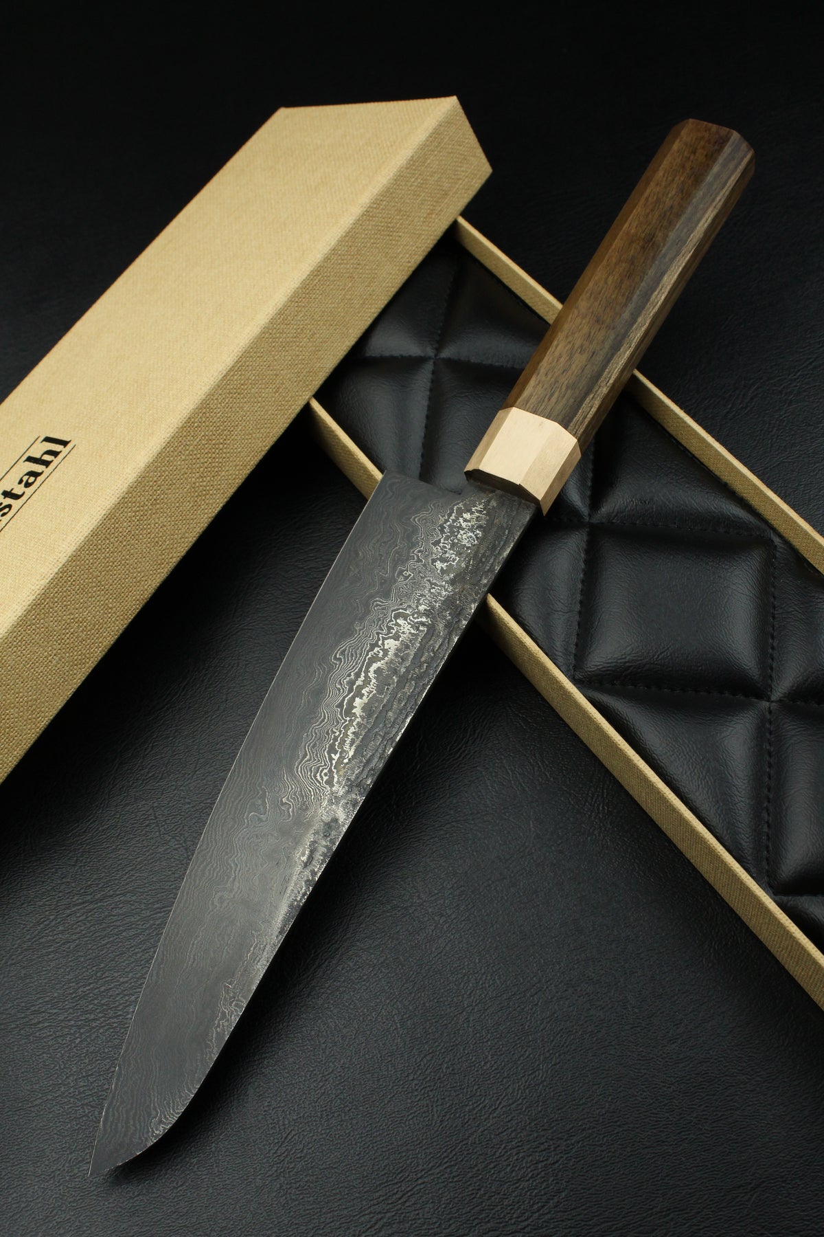Damaszener Gyuto-Messer 320L Walnuss Achteck