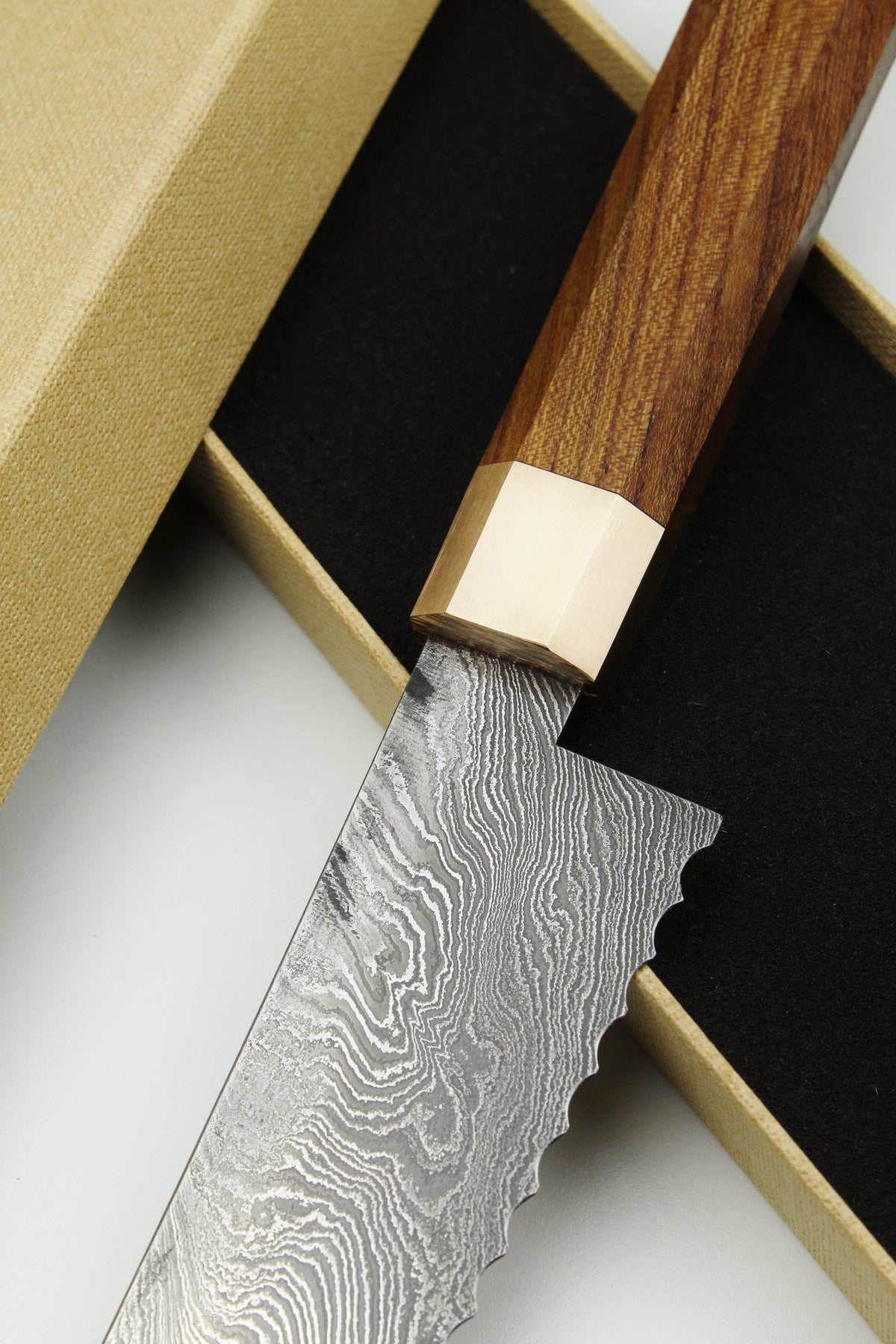 Brotschwert Torsion HL Elm Damascus