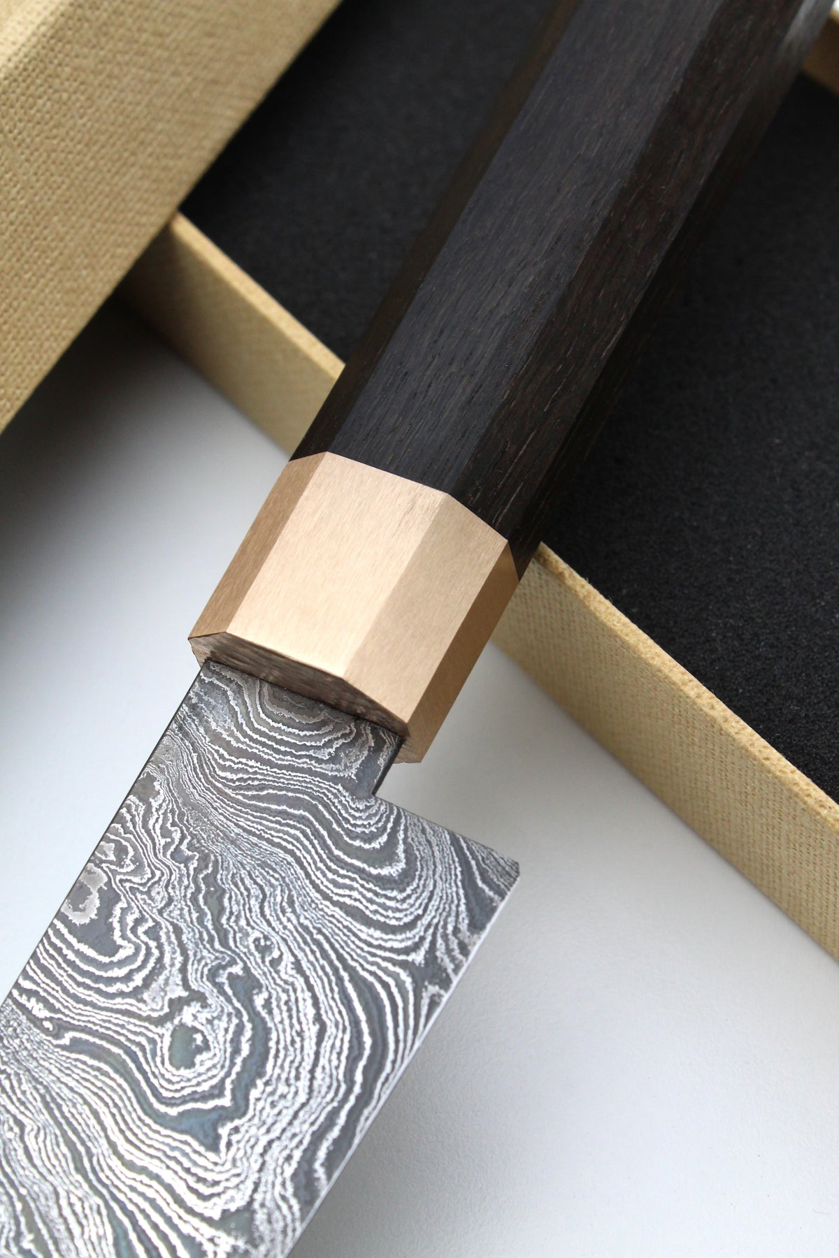 Sujihiki Bog Oak