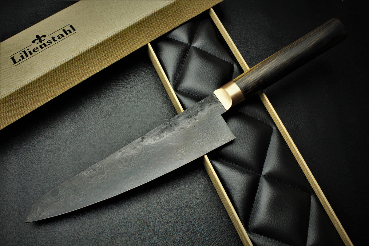 Gyuto 1 Schwarzes Damaszter Weiß-Schwarz Königliches Ebenholz