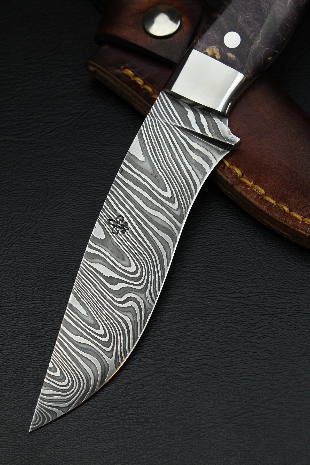 Gedrehter Recurve-Jäger