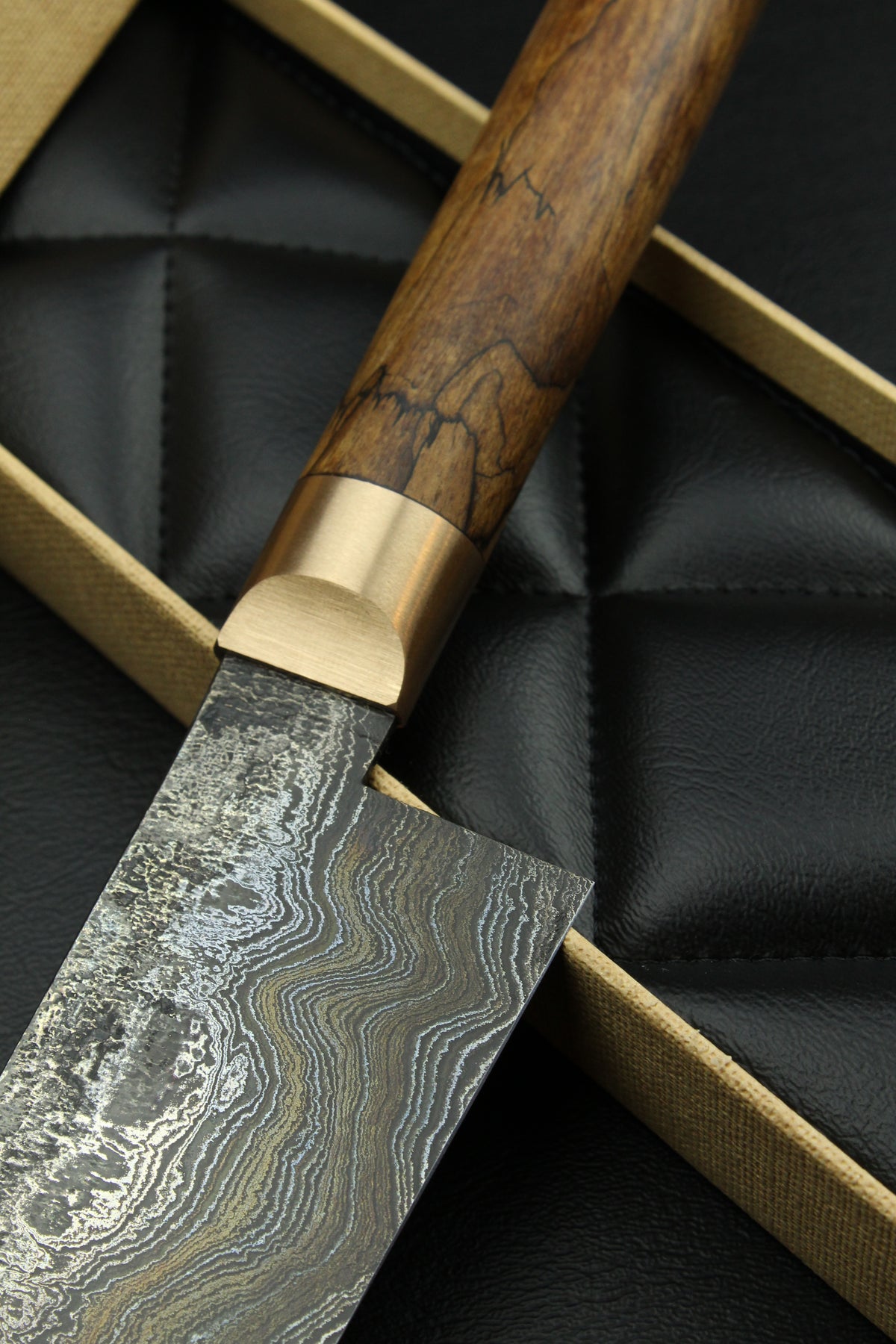 Damascus-Santoku 500L, deutsche Walnuss-Griffschalen