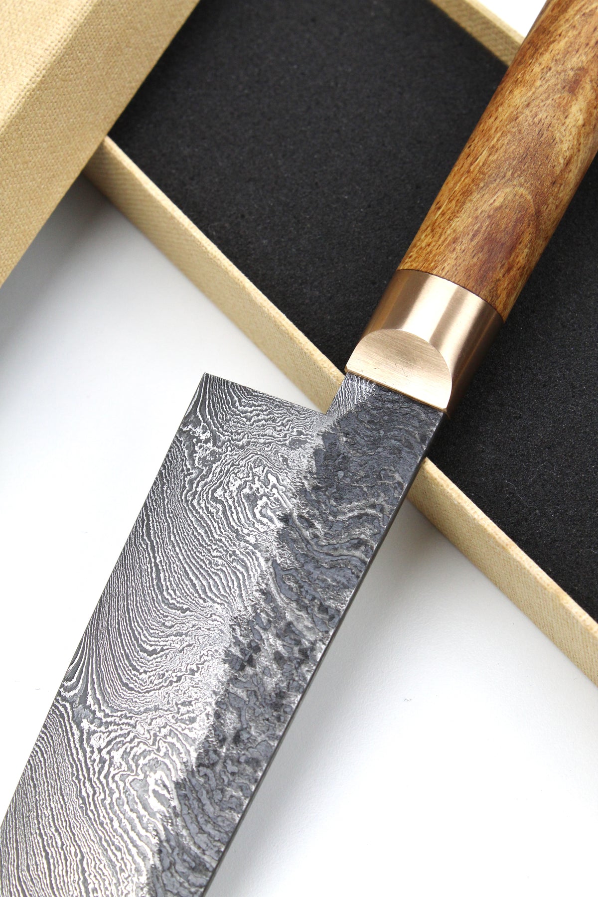 Damast-Santoku 320L Buche