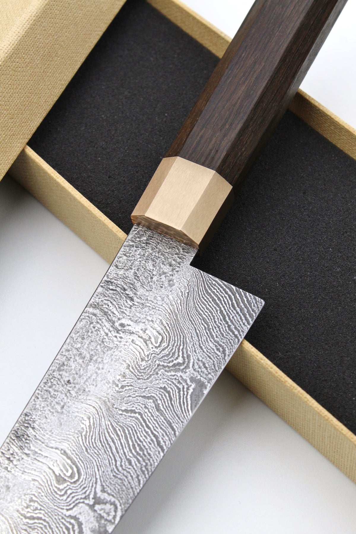 Gyuto Damast Bog Oak