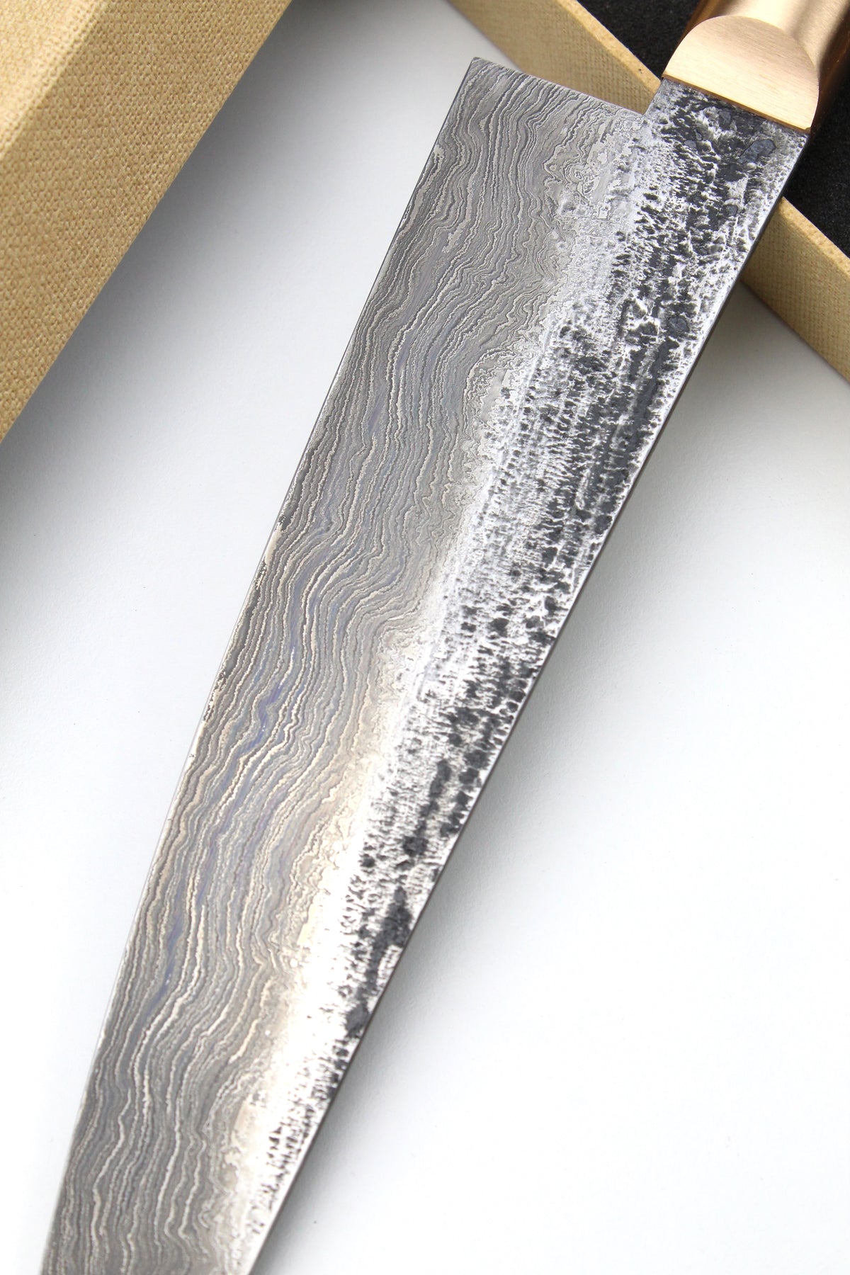 Gyuto Damast Bog Oak oval