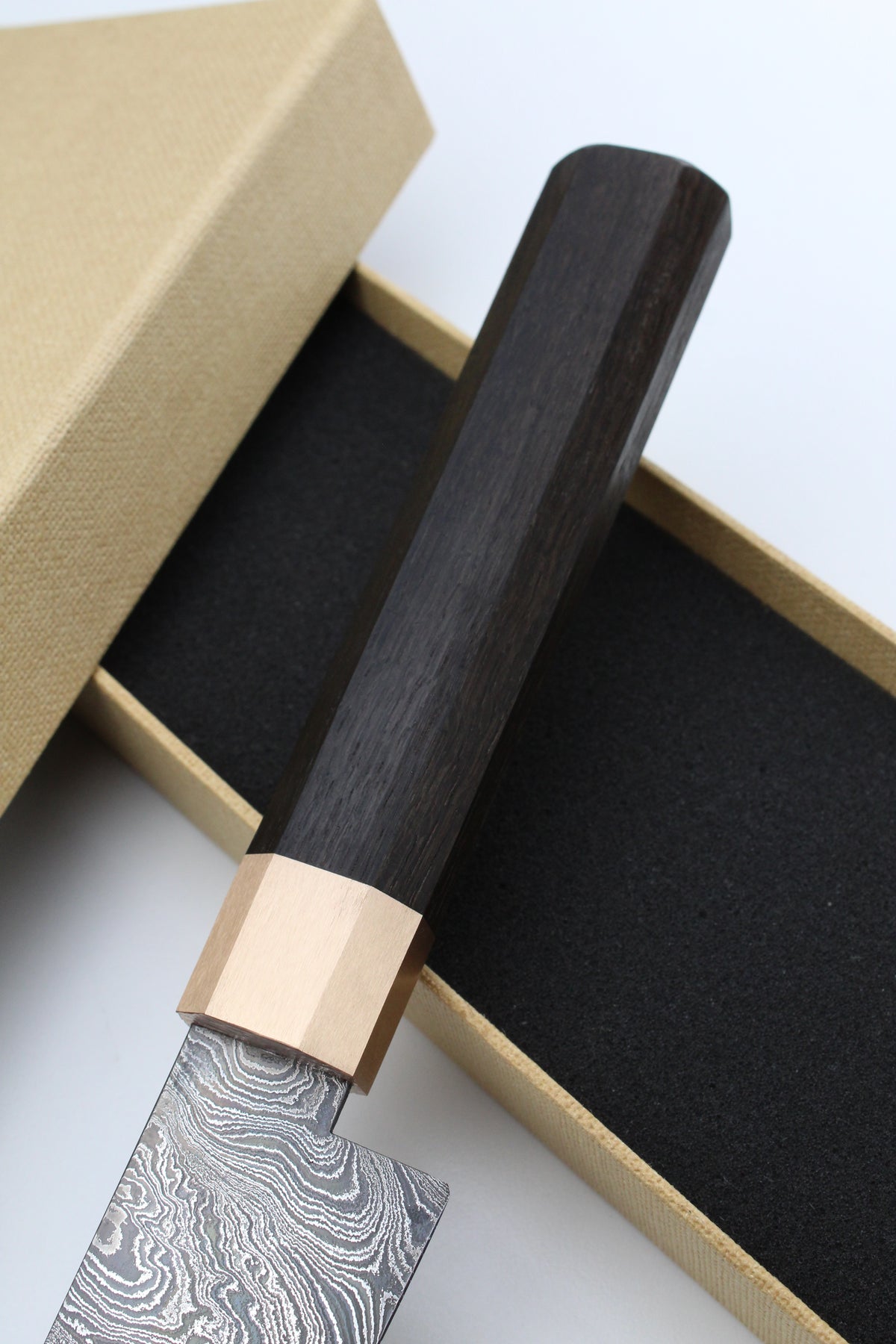 Sujihiki Bog Oak