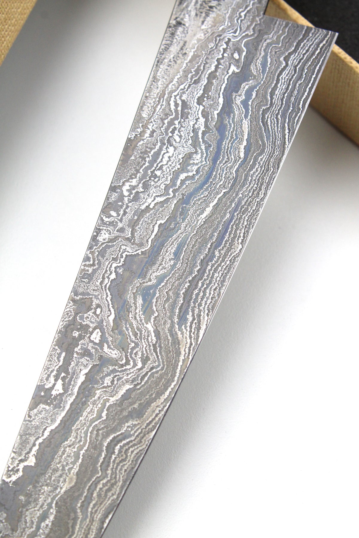 Sujihiki HK Bog Oak