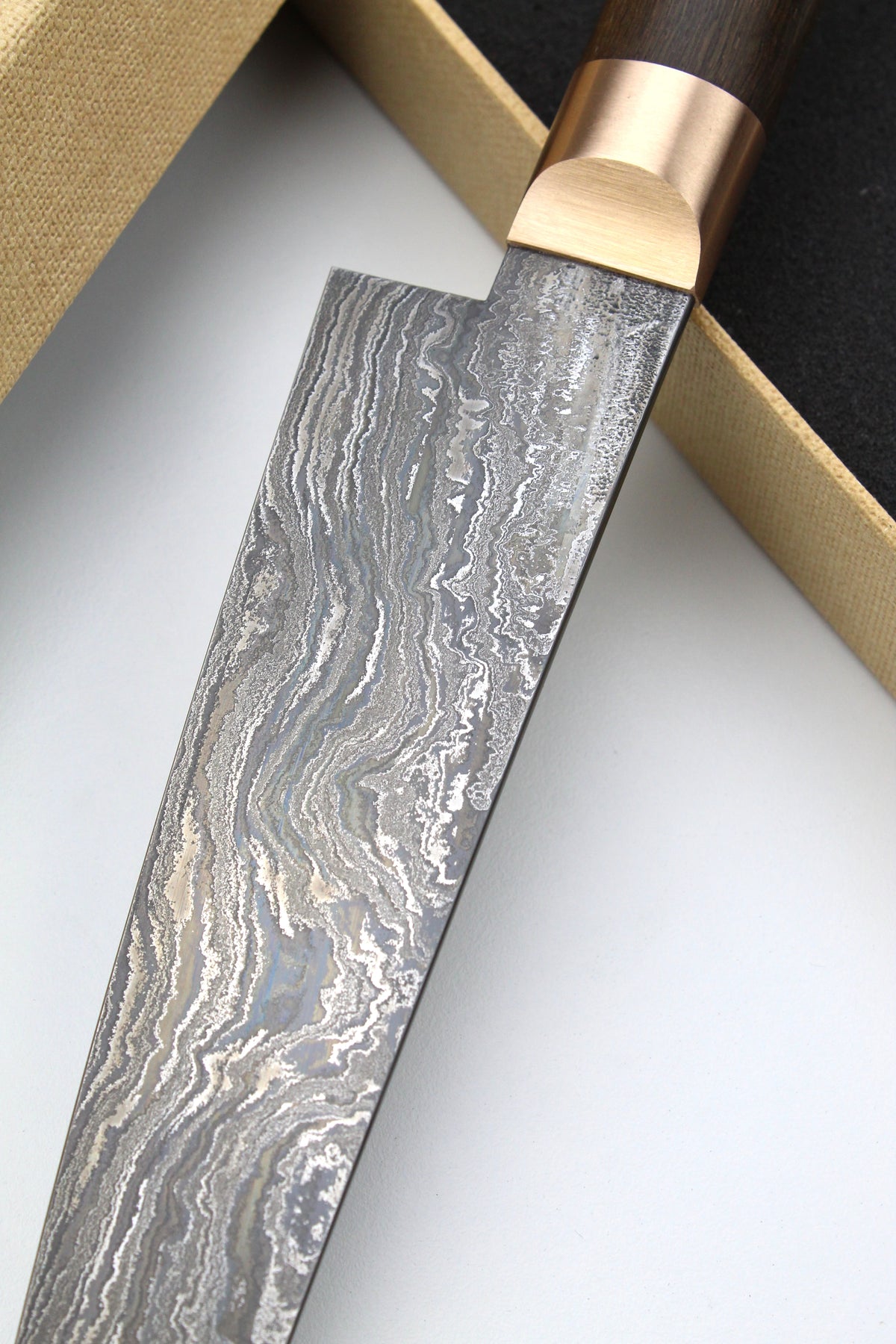 Sujihiki HK Bog Oak