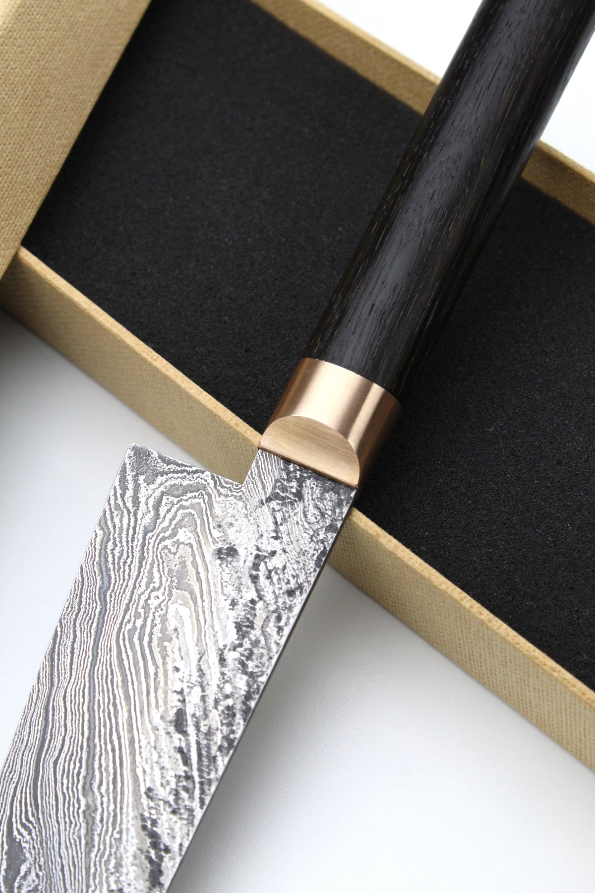 M-Santoku 320L Bog Oak